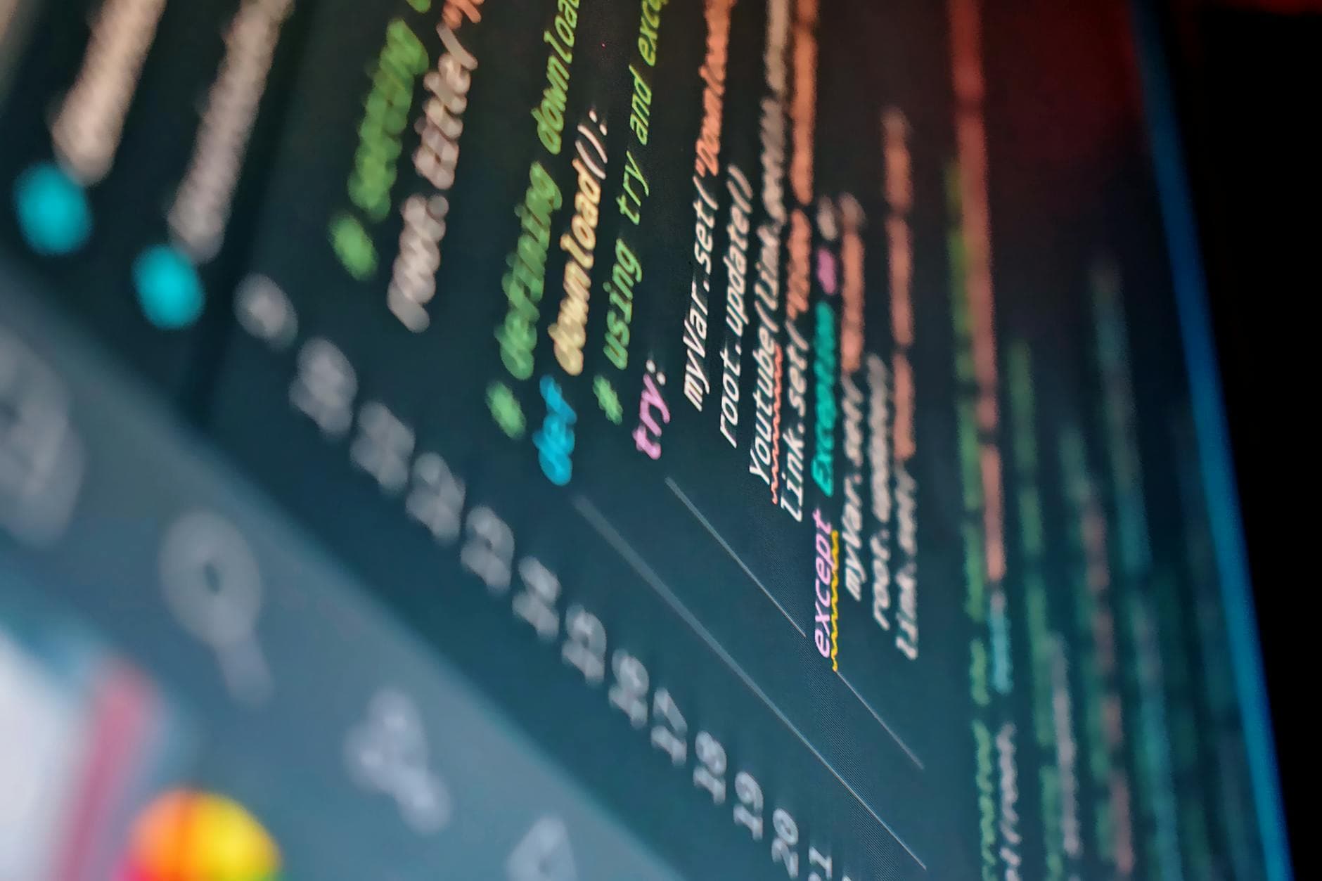 Blockchain Implementation Patterns: Startup Applications Beyond Crypto